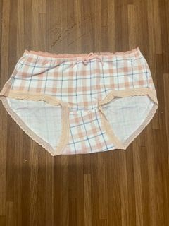 (Category: ) located in . Submitted by astrid.secrets (Listing ID 1195566534, Image 1). Description: .