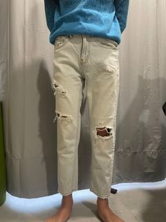 Pull n Bear Ripped Jeans