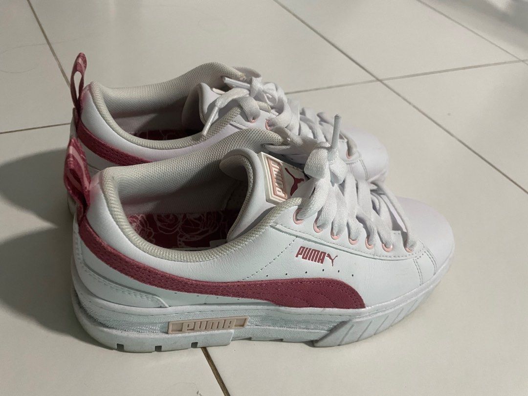 Red 2024 womens trainers