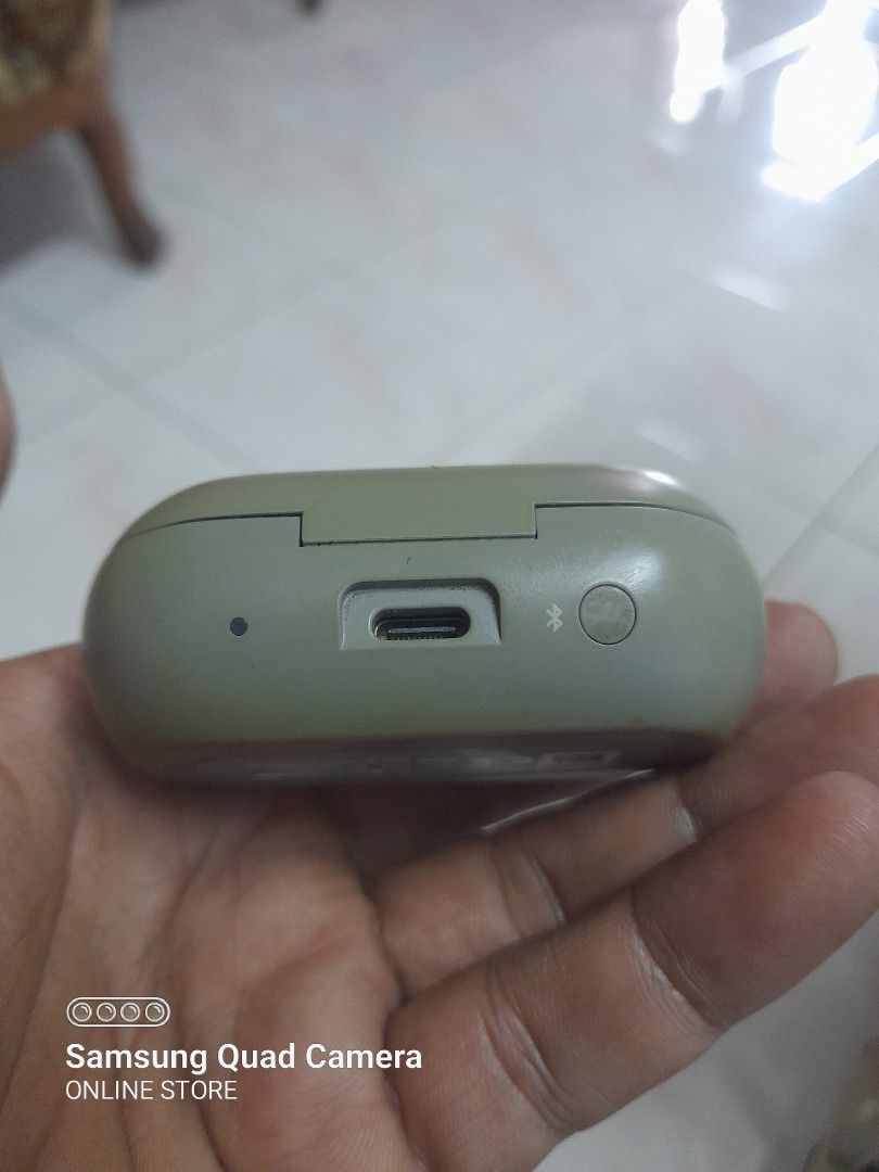 Samsung gear iconx 140 sales