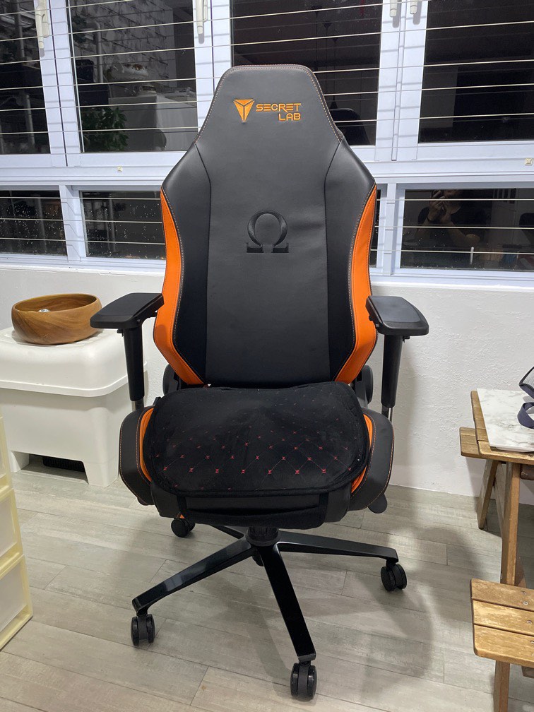 FREE DELIVERY Secretlab Omega Gaming Chair Amber (backrest seat