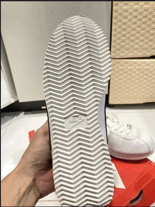 sepatu nike cortez original