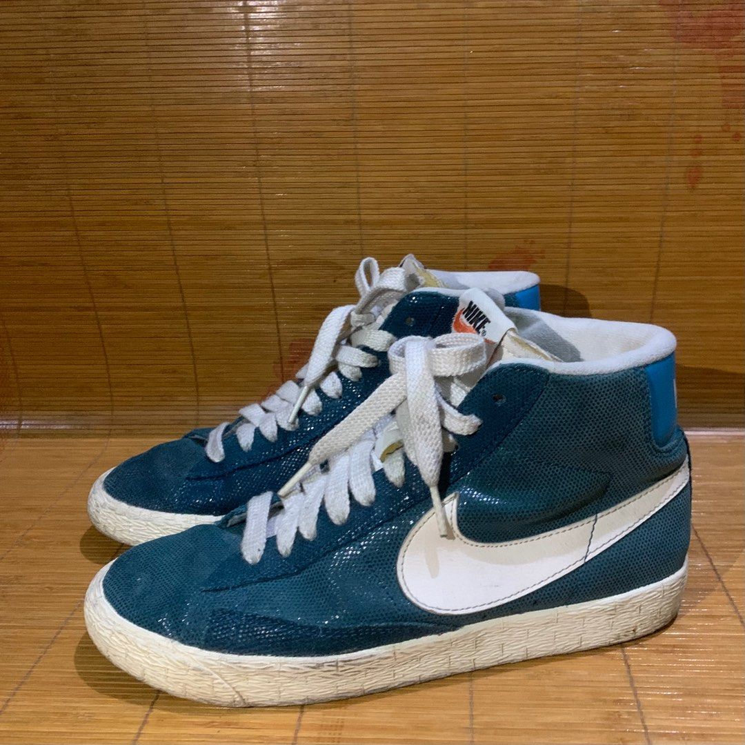 sepatu nike blazer
