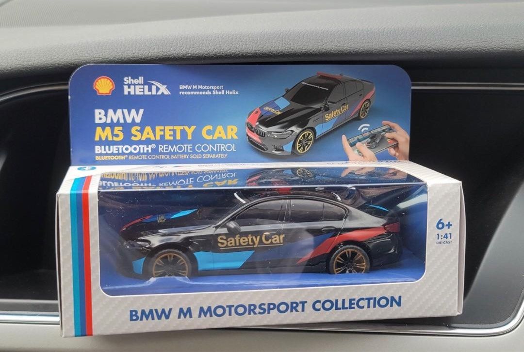 Bmw m5 hotsell remote control car
