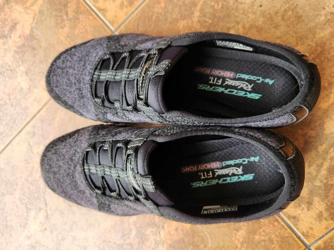 Skechers shoes that breathe top