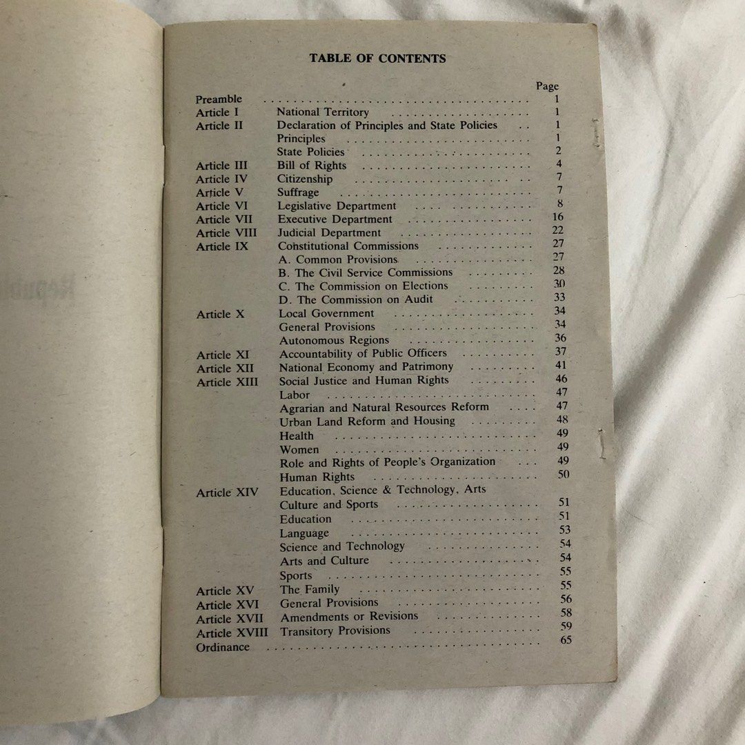 the-1987-constitution-of-the-philippines-hobbies-toys-books