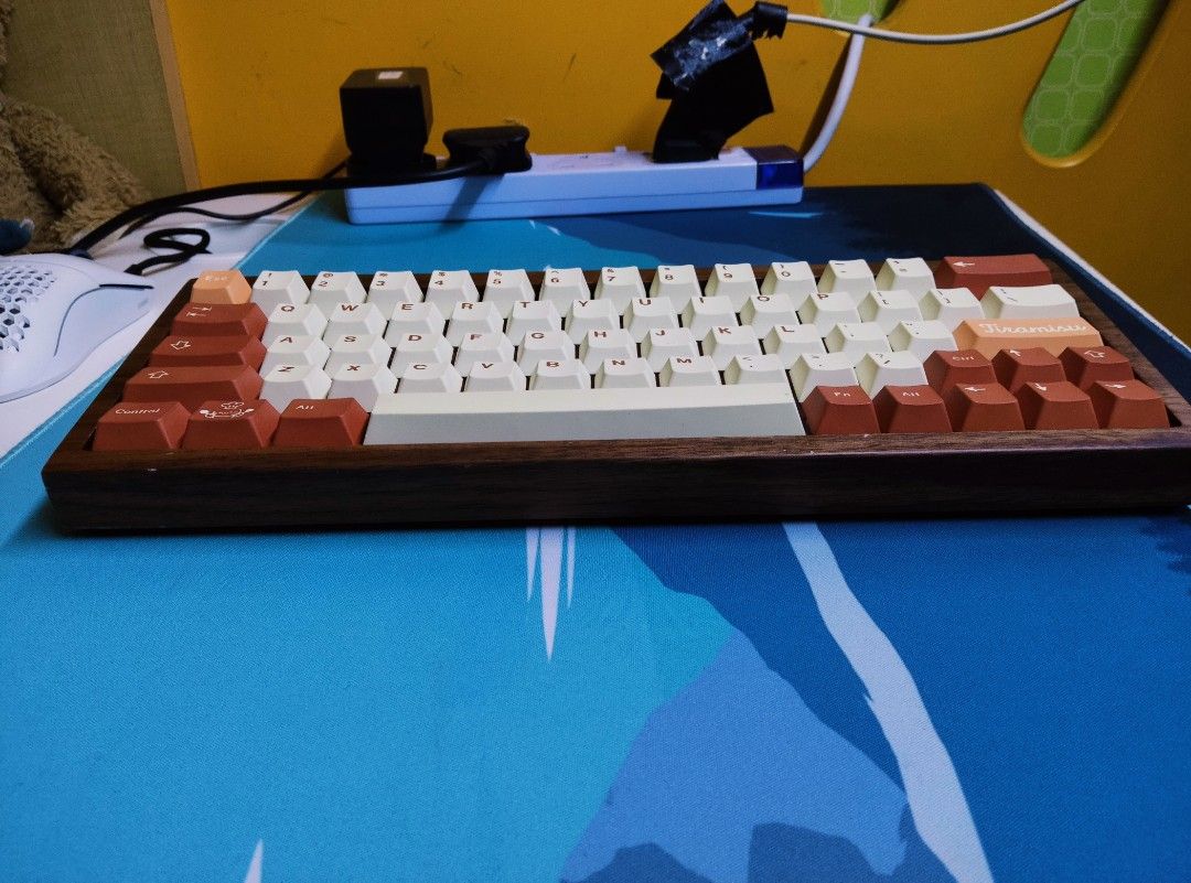 Tofu 60 Walnut (full set), Computers & Tech, Parts & Accessories