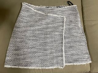 (Category: ) located in . Submitted by ishdalumpines (Listing ID 1195451359, Image 1). Description: .