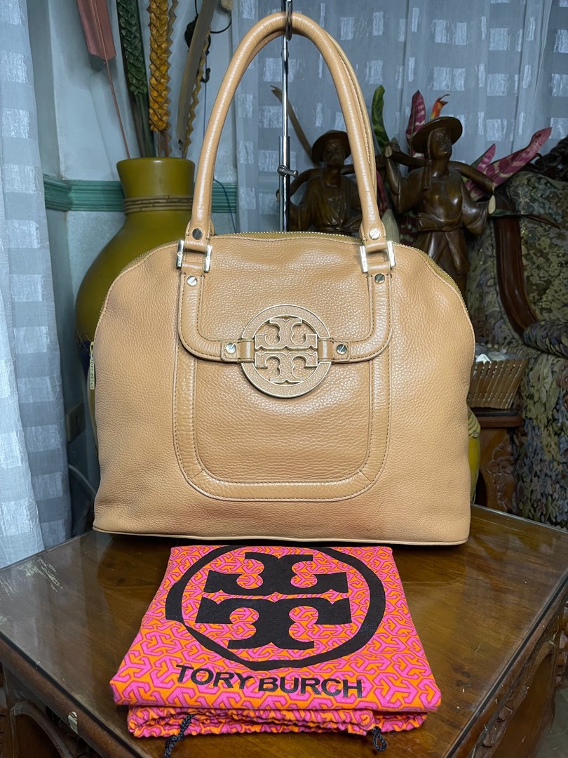 Tory Burch Amanda Tote Bag, Luxury, Bags & Wallets on Carousell