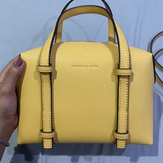 (Kategori: ) berada di . Dikirim oleh ori.secondstuff (ID iklan 1195551854, Gambar 1). Deskripsi: .