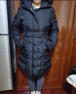 (Category: ) located in . Submitted by the.outerwear (Listing ID 1195458160, Image 1). Description: .