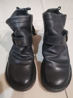 全新牛皮短靴36