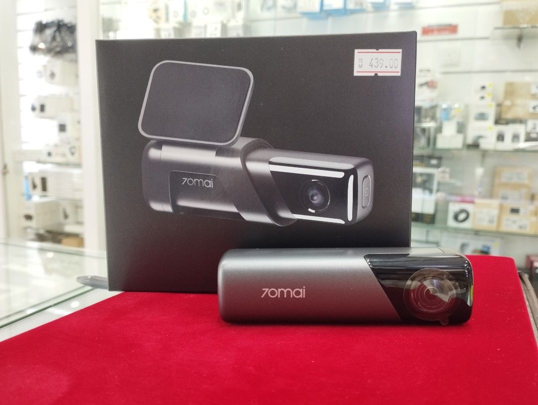 70mai Dash Cam M500, Photography, Cameras on Carousell