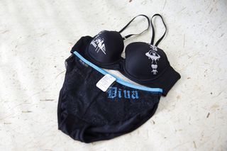 （分類：）位於 。 由 MandyLi00 提交（商品編號 1195627252，圖片 1）。簡介： 。