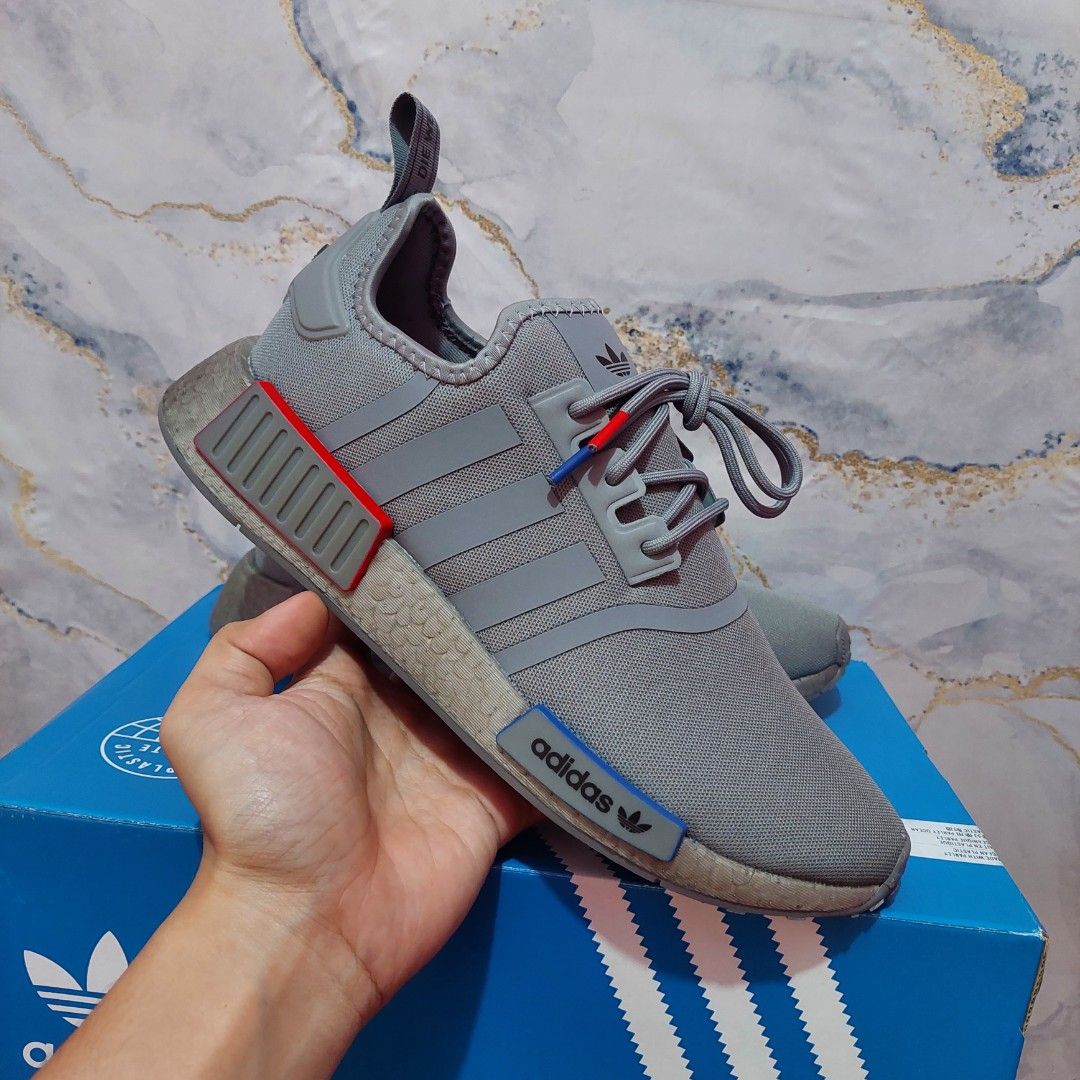 Adidas NMD R1 grey three original 100% BNIB, Fesyen Pria, Sepatu , Sneakers  di Carousell