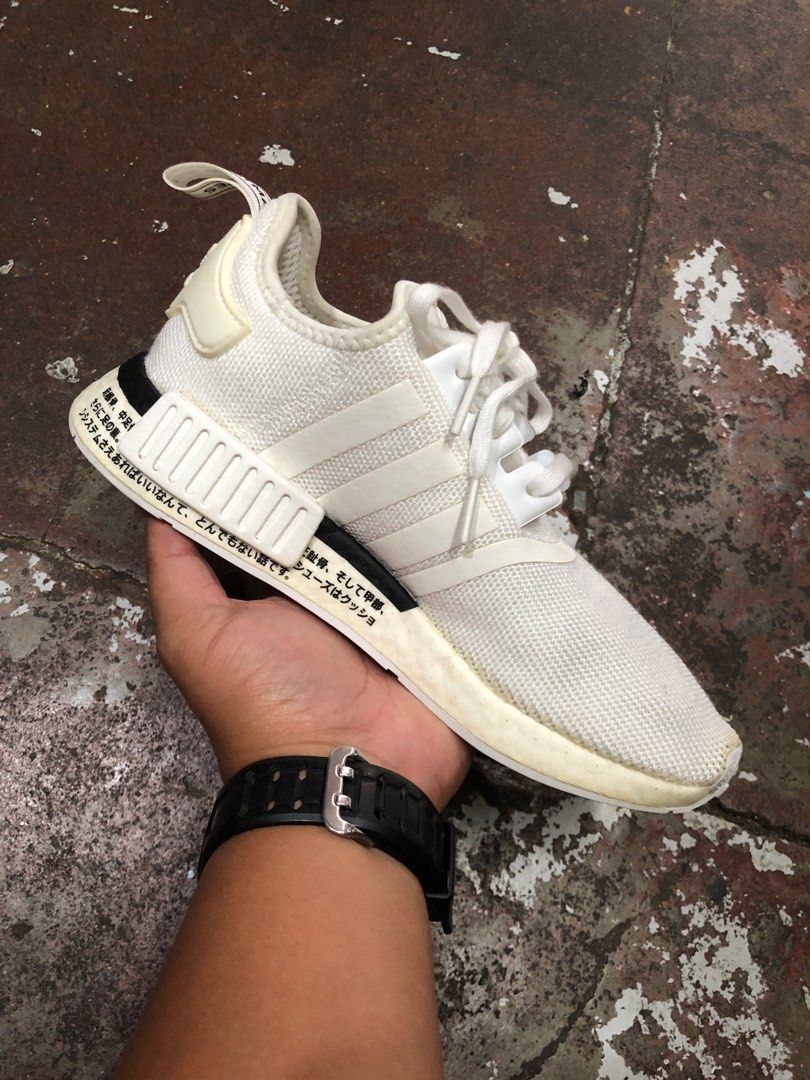 Cloud white on feet sales