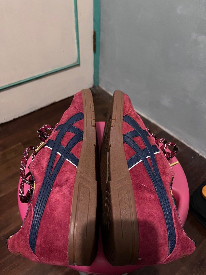 Asics brandshop sales