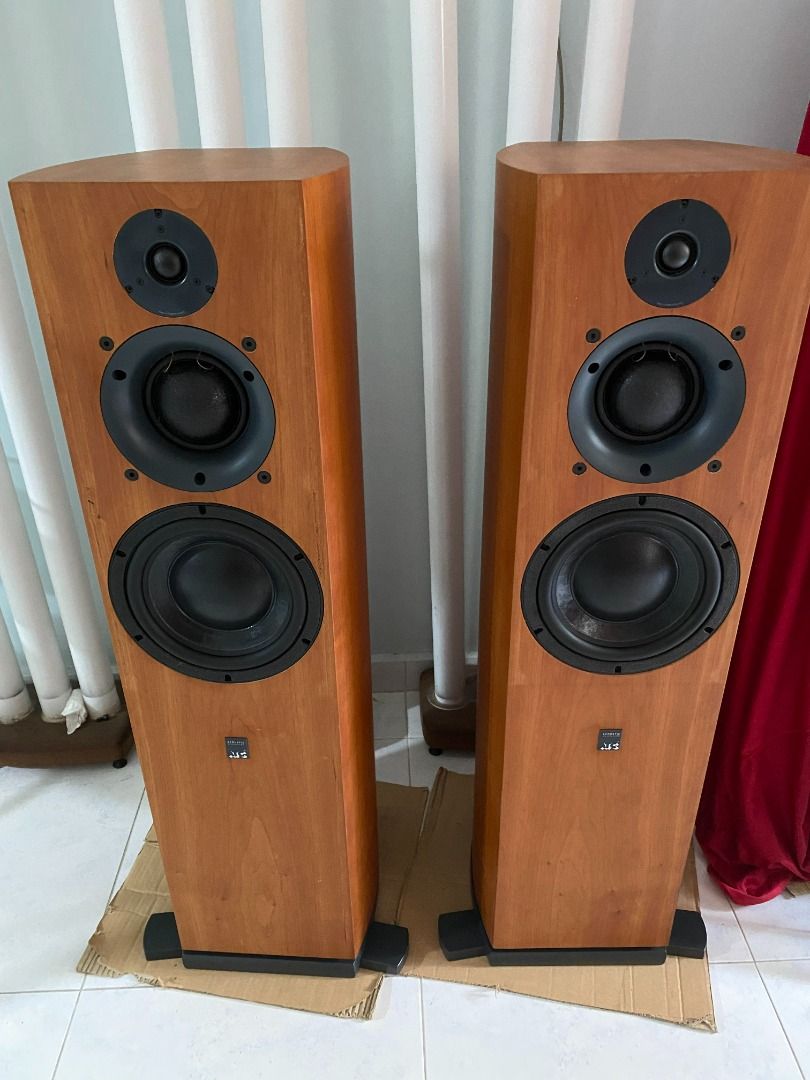 ATC SCM40 V2 Passive Tower Speakers reduced Audio Soundbars