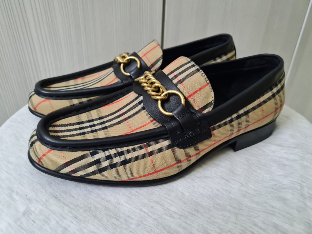 Authentic Burberry Moorley Check Loafers, Women's Fashion, Footwear, Loafers  on Carousell
