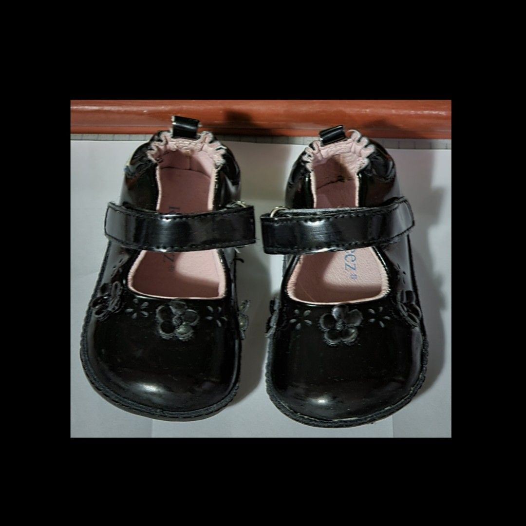 Authentic Stride Rite Robeez Girls Baby Shoes Size 4US 9 12 Months 13cm Heel to Toe