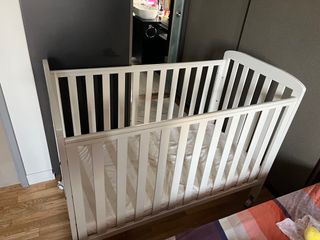 (Category: ) located in . Submitted by ahf3ng (Listing ID 1195610940, Image 1). Description: .