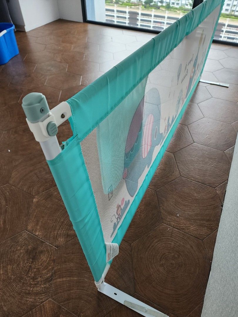 Bed guards for Queen sized bed (3 pieces), Babies & Kids, Baby Nursery