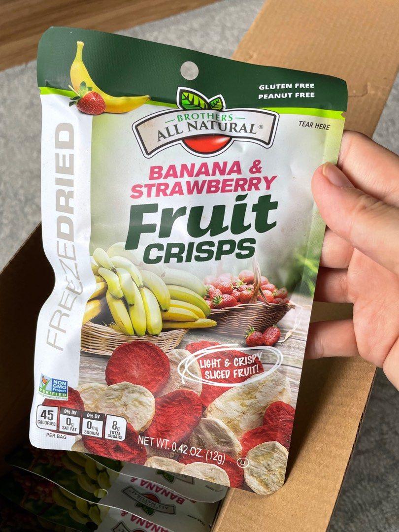 BNIB Freeze dried fruits crisps (12 packs), Babies & Kids, Nursing