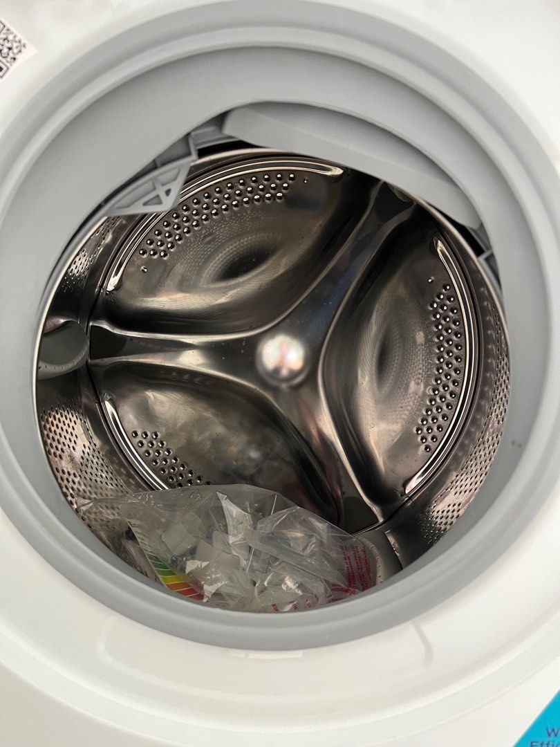 Brand New Brandt 7/5kg Fully Integrated Front Load Washer Dryer BWW7549U, TV & Home Appliances