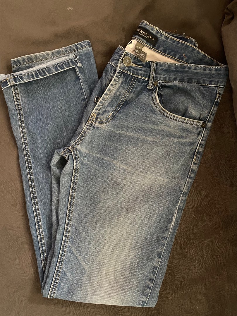 Burberry jeans, Women's Fashion, Bottoms, Jeans on Carousell