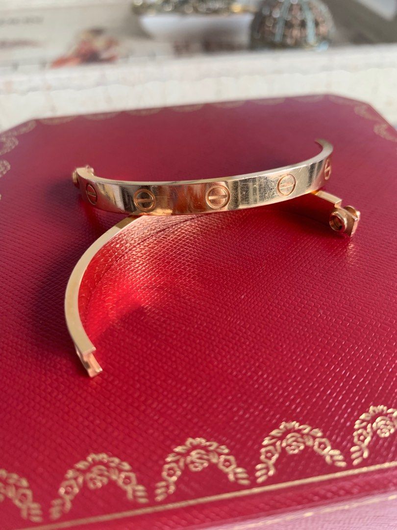Cartier love bracelet