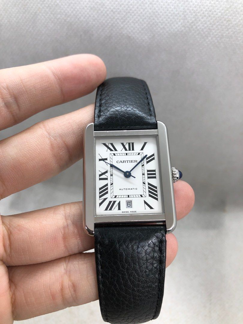 Tank solo outlet on wrist