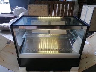 Chiller Display (Table-Top) Arc Type 75kg ep-58