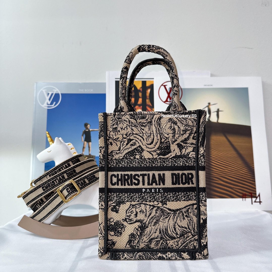Christian dior cloth bag hot sale