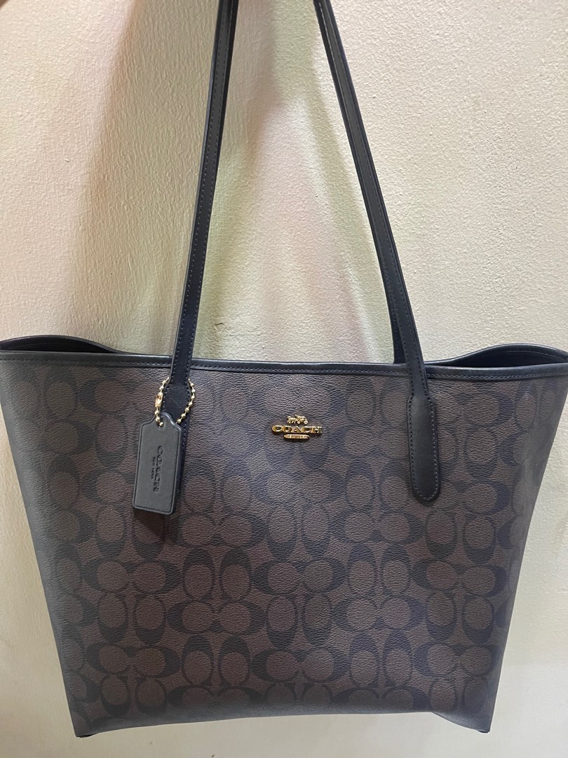Coach city tote in signature canvas, Luxury, Bags & Wallets on Carousell