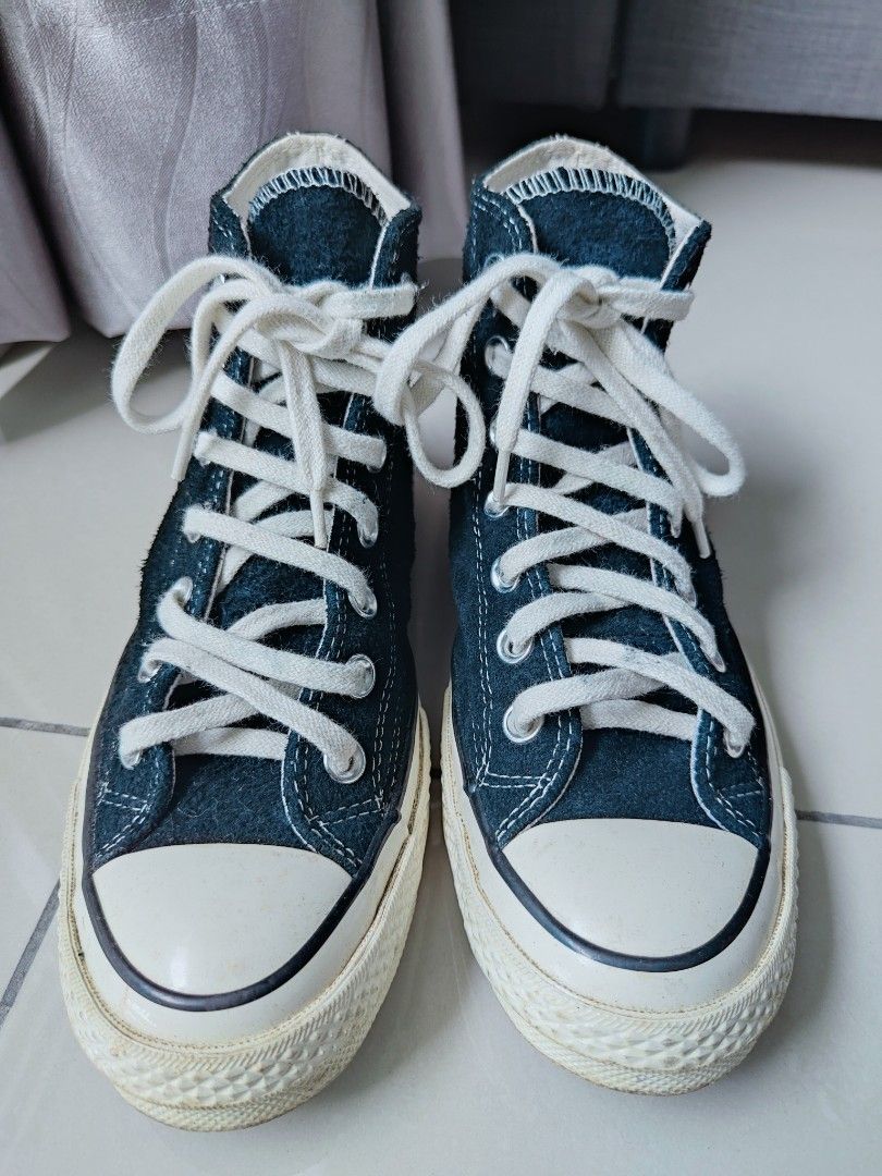Athletic converse hot sale