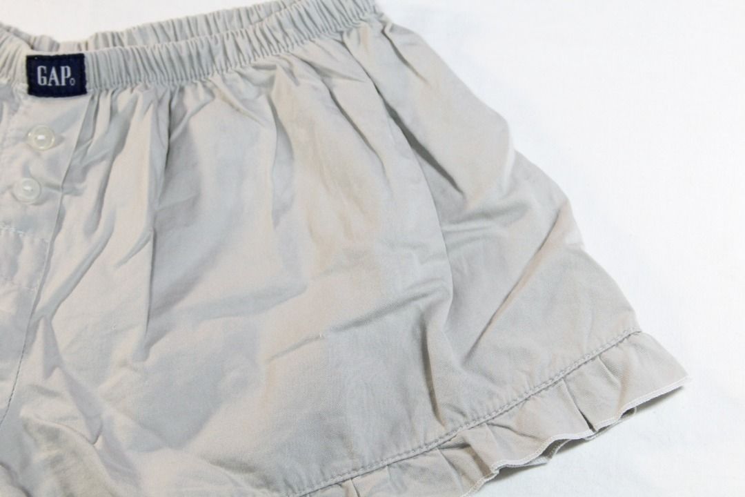 FREE GAP Boxer Shorts, Women's Fashion, Bottoms, Shorts on Carousell