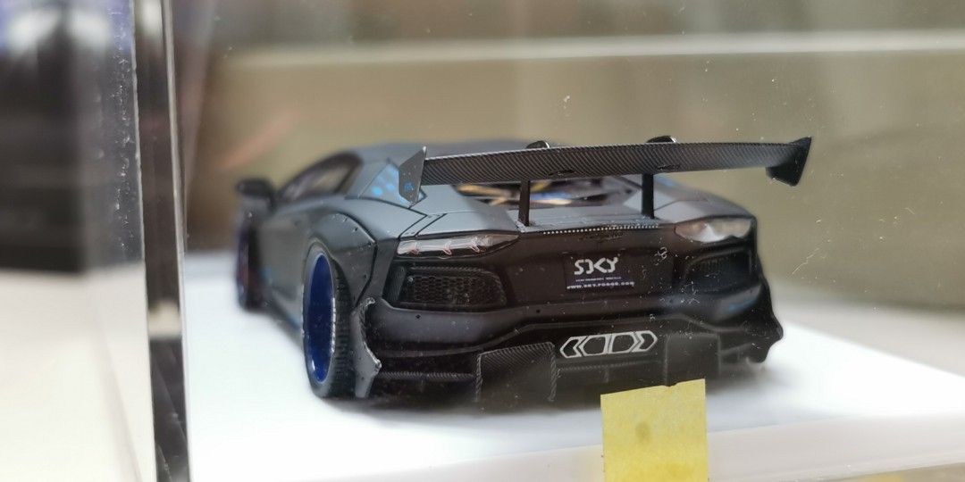 Fuelme 1:43 LB Works LP700 4 Aventador 2.0 AZR edition matte