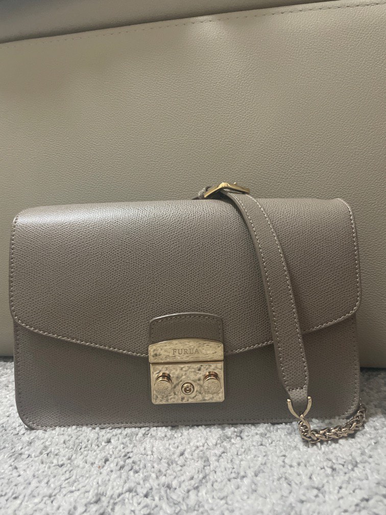 Furla shoulder metropolis top