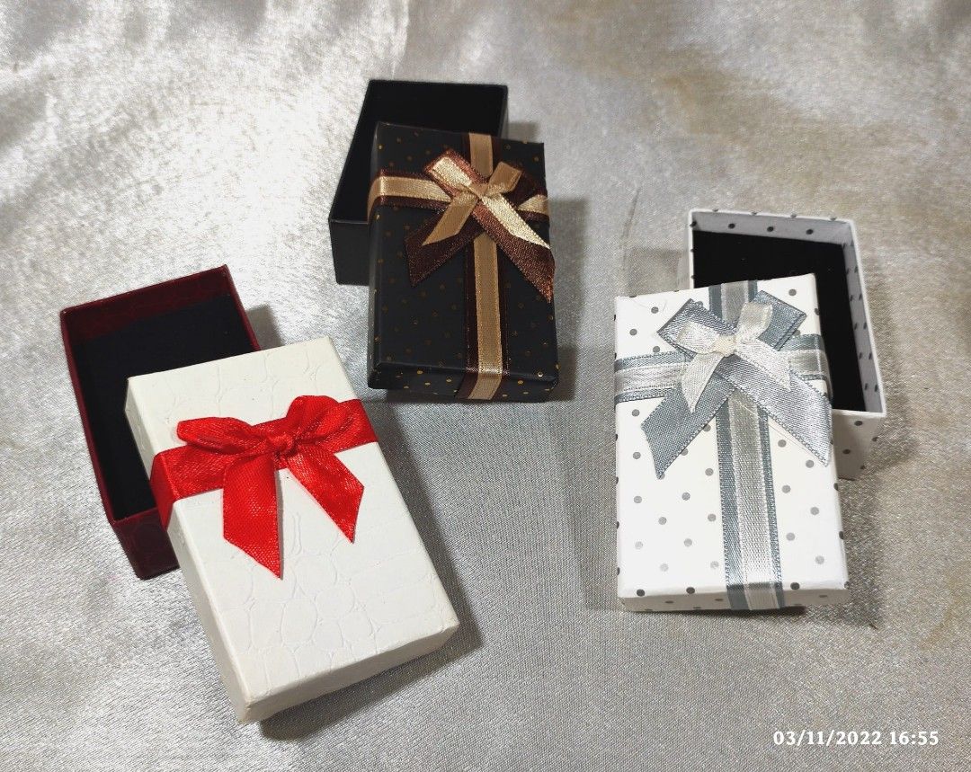 Gift Boxes for jewelry pieces, Women's Fashion, Jewelry & Organisers