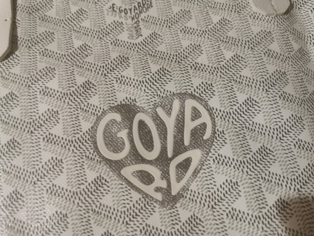 NEW! GOYARD Saint Louis PM COEUR MARQUAGE Heart Tote Bags