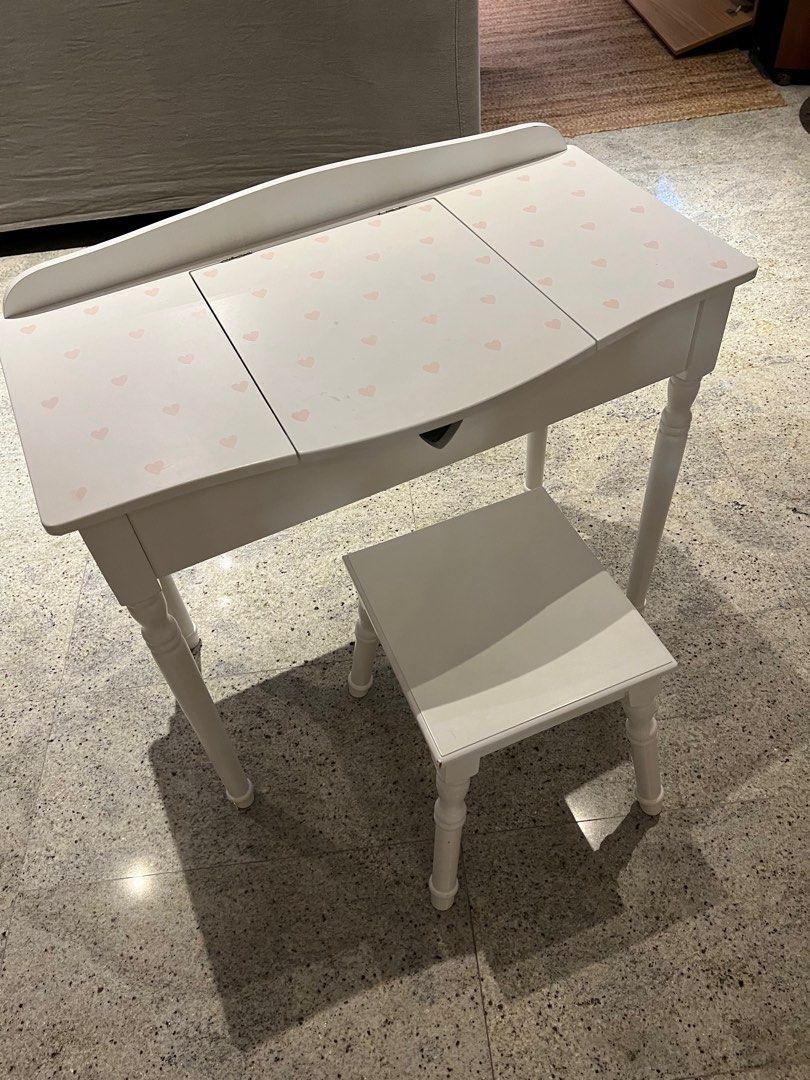 Gltc dressing clearance table