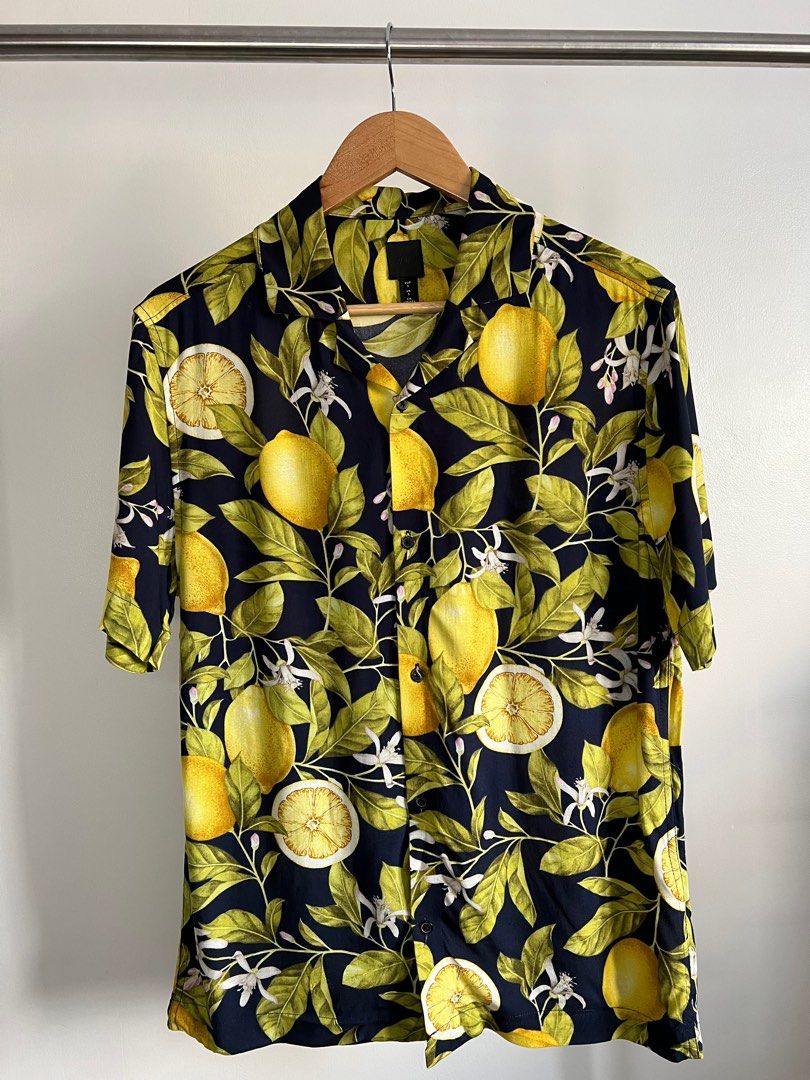 H and deals m lemon shirt