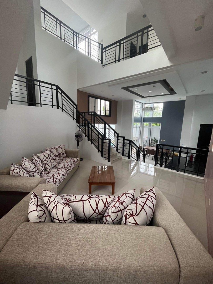 House & Lot in Royale Tagaytay Estates, Property, For Sale, House & Lot