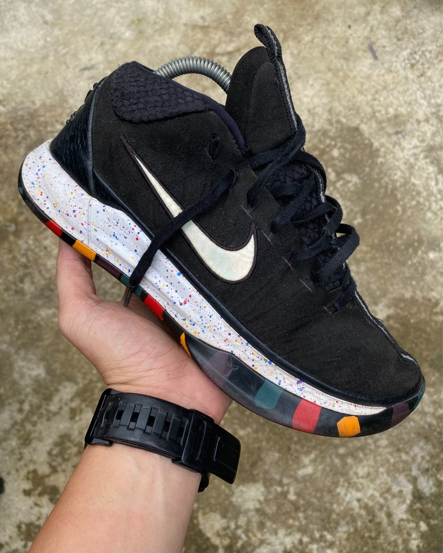 Kobe march discount madness shoes