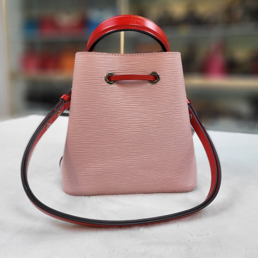 Louis Vuitton EPI NeoNoe Bb Shoulder Bag Rose Ballerine