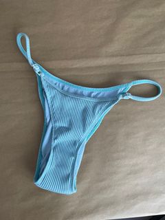 (Category: ) located in . Submitted by glare_ty (Listing ID 1195689995, Image 1). Description: .