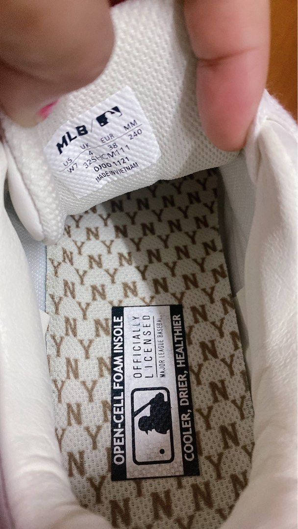 MLB （分類：波鞋）位於 Hong Kong。 由 luikoh 提交（商品編號 1195617447，圖片 4）。簡介： No box 。