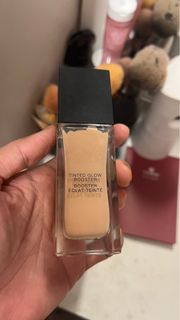 (Category: ) located in . Submitted by PreLoveByRmz (Listing ID 1195614968, Image 1). Description: .