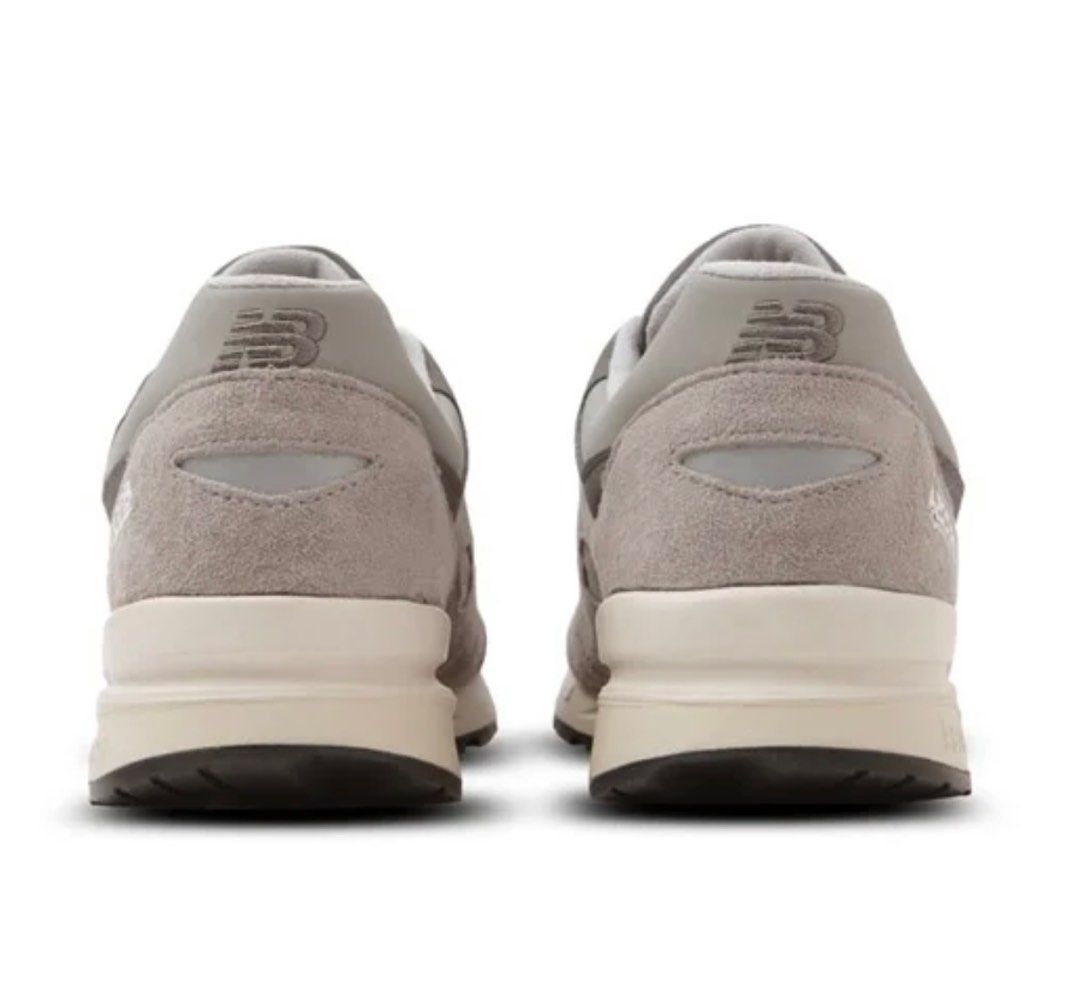 預訂New Balance CM1600 波鞋代購, 男裝, 鞋, 波鞋- Carousell