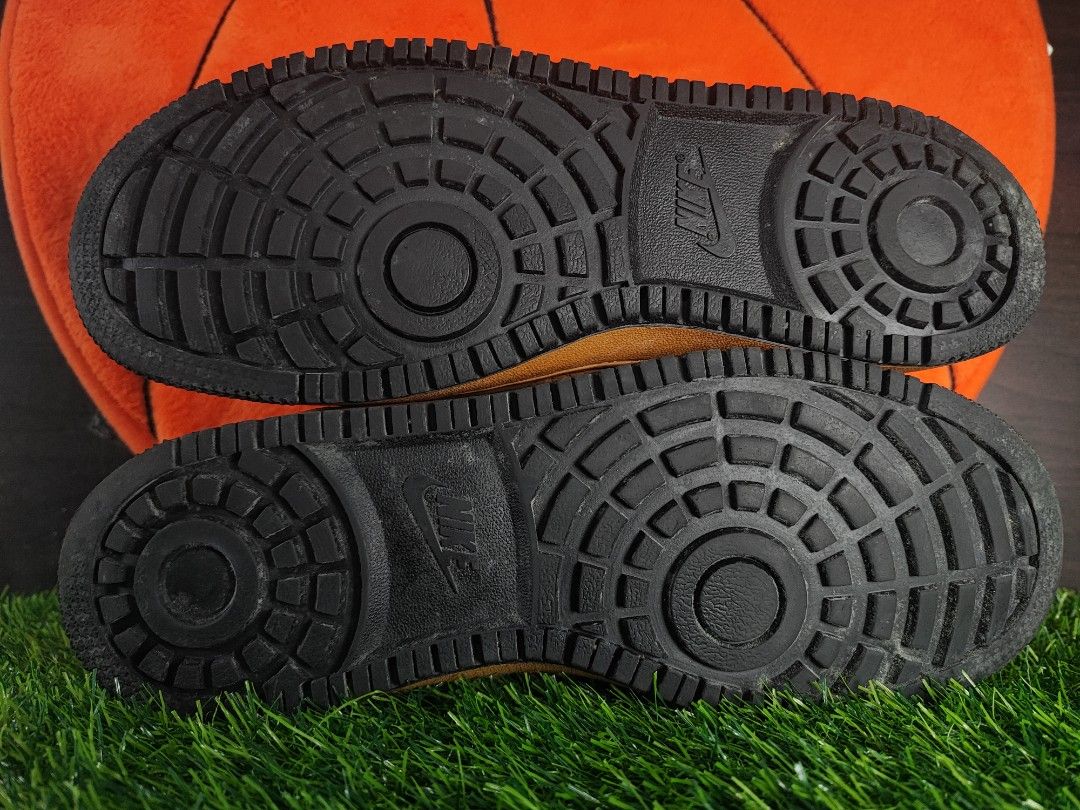 Nike ebernon sales mid winter wheat